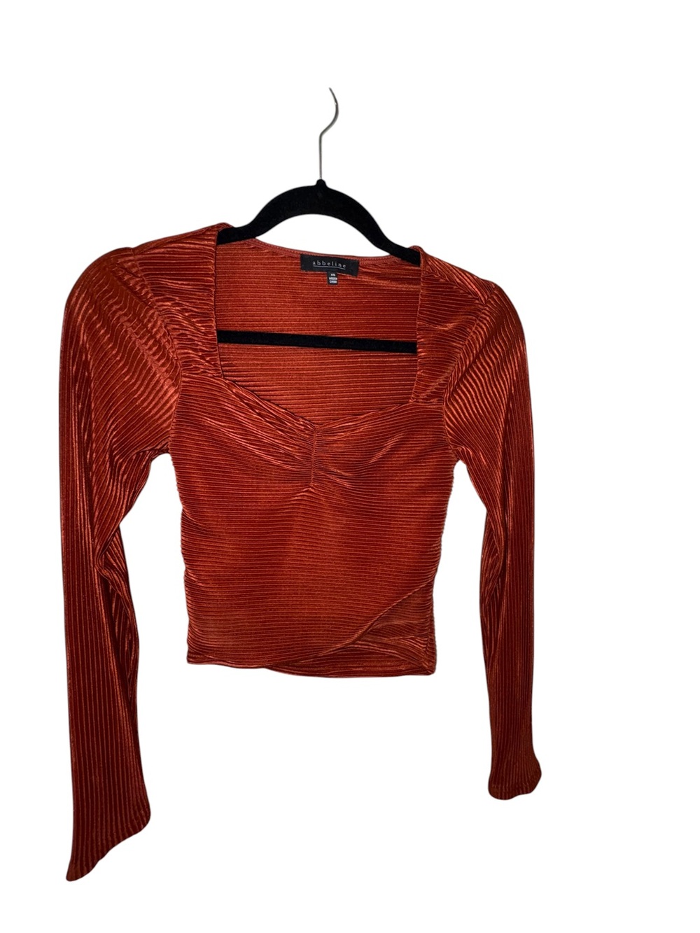 Abbeline Ribbed Long-Sleeve Crop Top in Rust